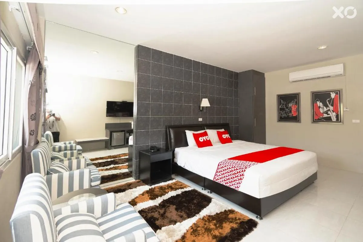 OYO 765 Pom Pom Residence
