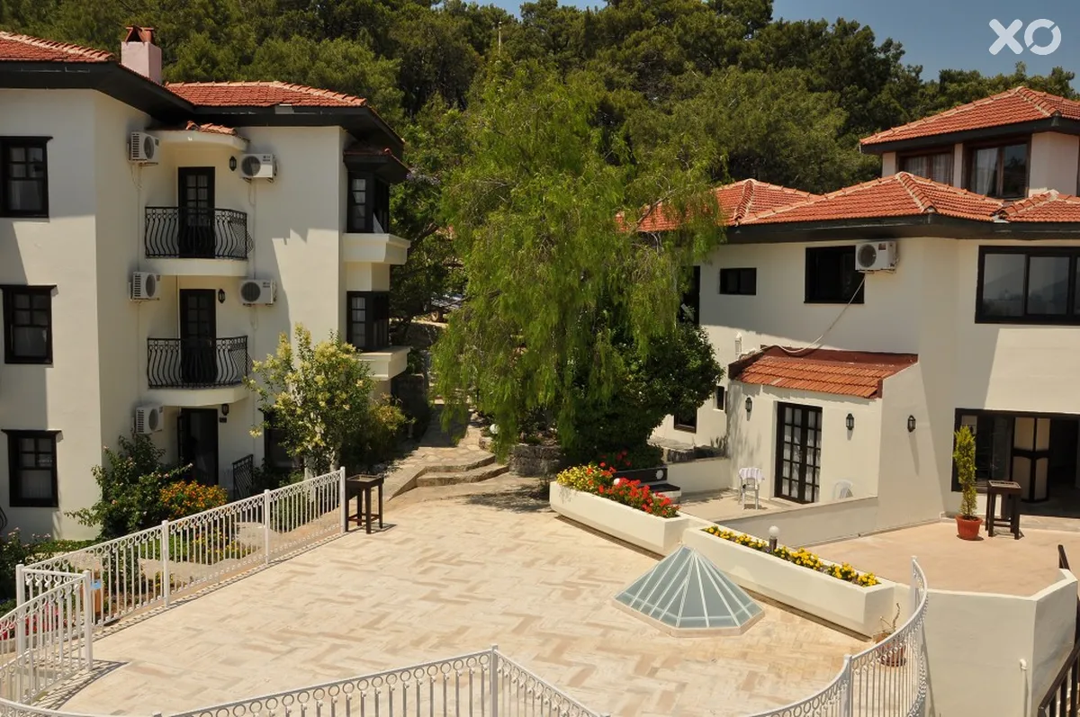 Nicholas Park Hotel