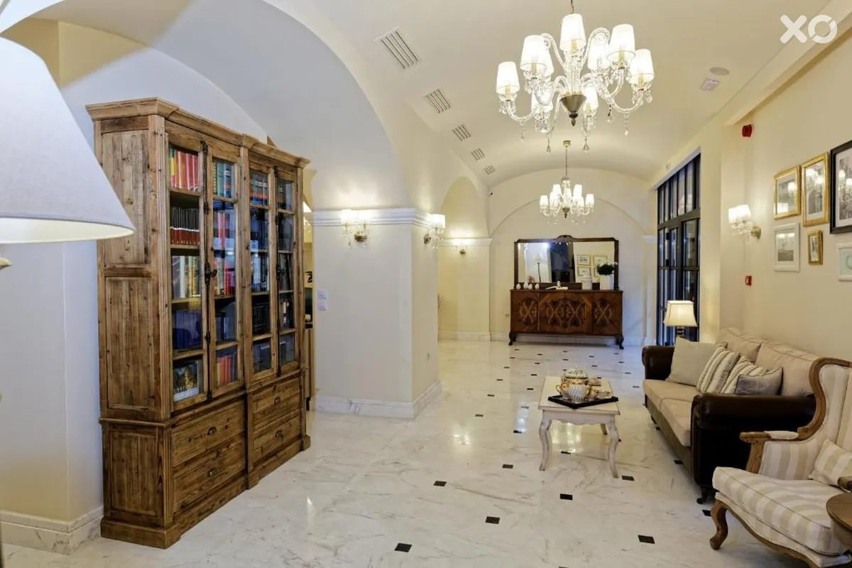 Ionia Suites