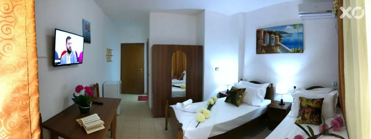 Mali i Robit Hotel & Camping