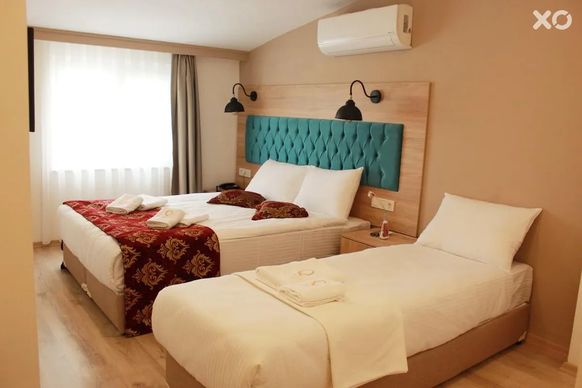 Laila Hotel