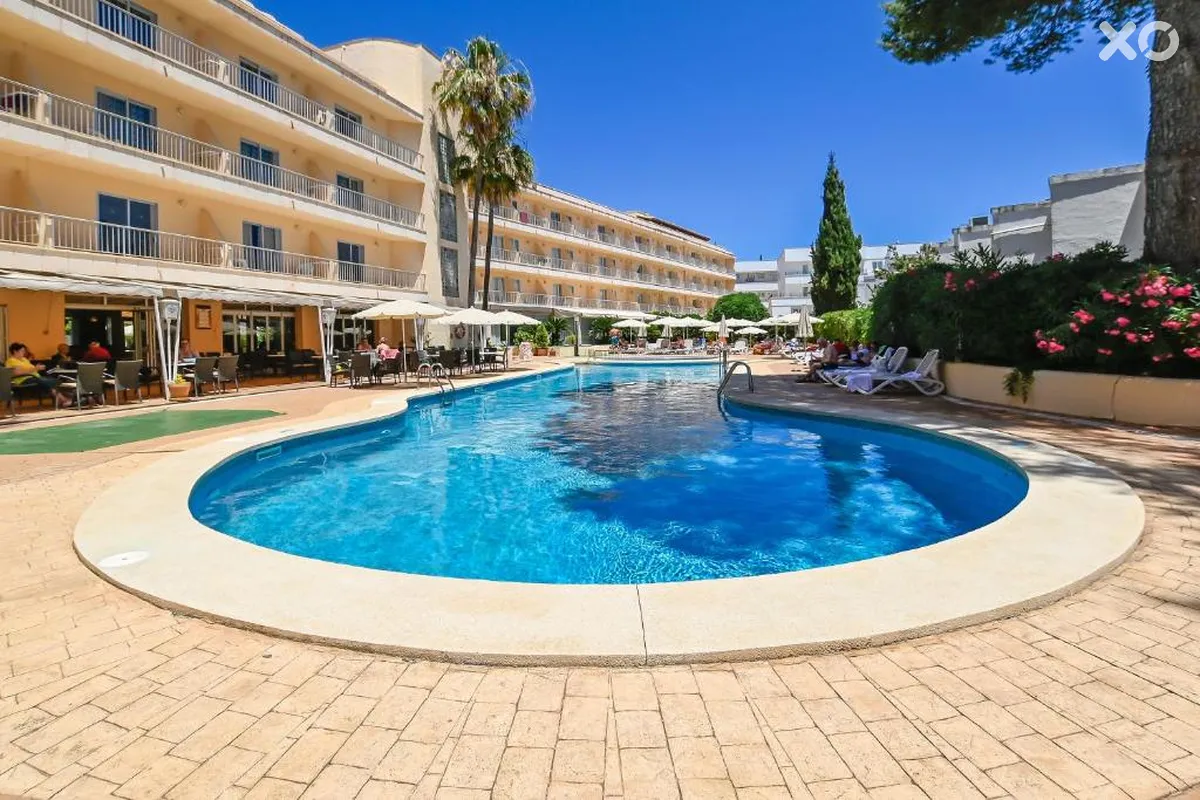 Alondra Hotel