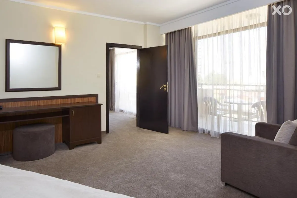 Nobel Hotel