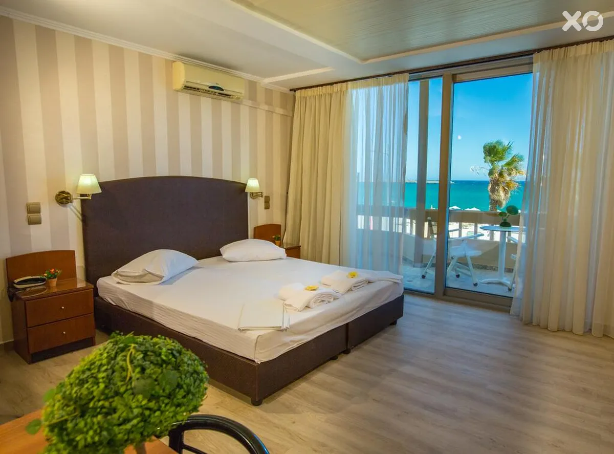 Theo Beach Hotel Apartments