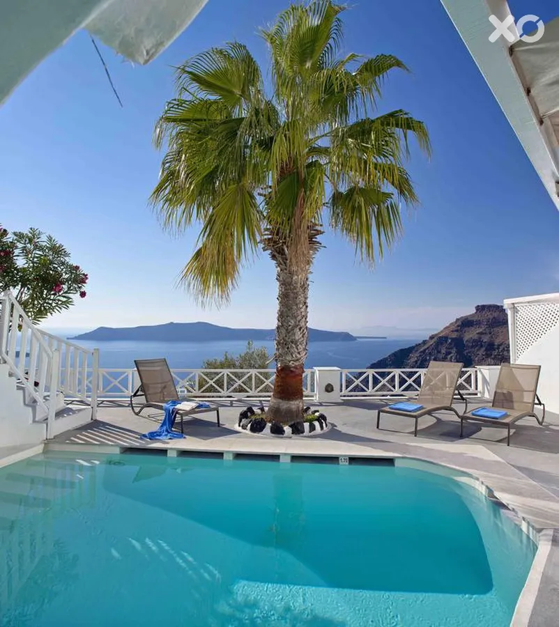 Cliff Side Suites