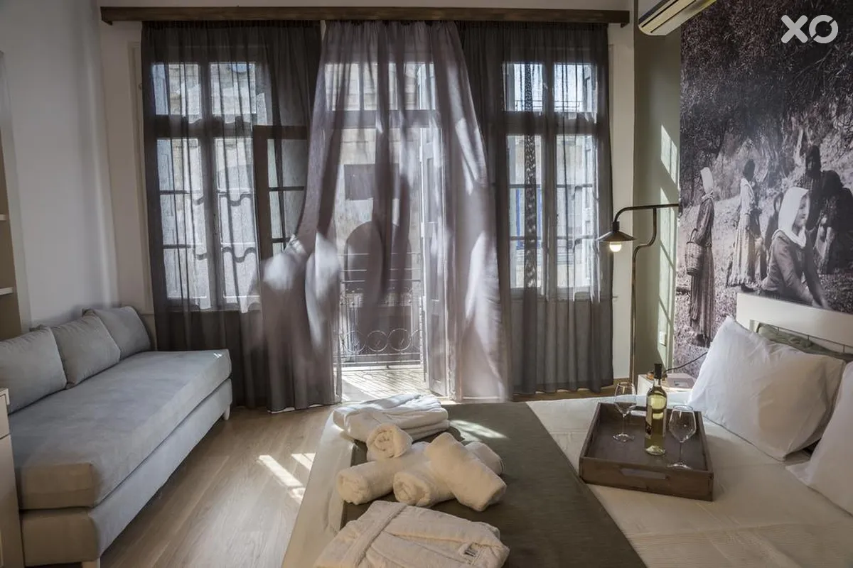 Elia Daliani Suites