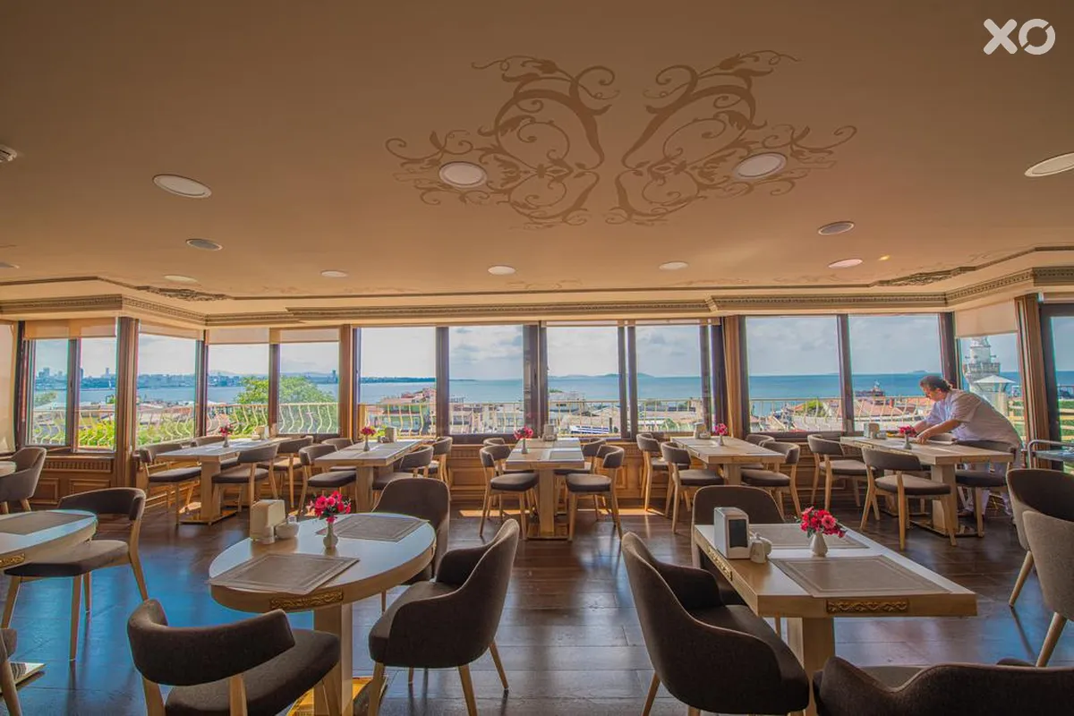 Kaftan Hotel
