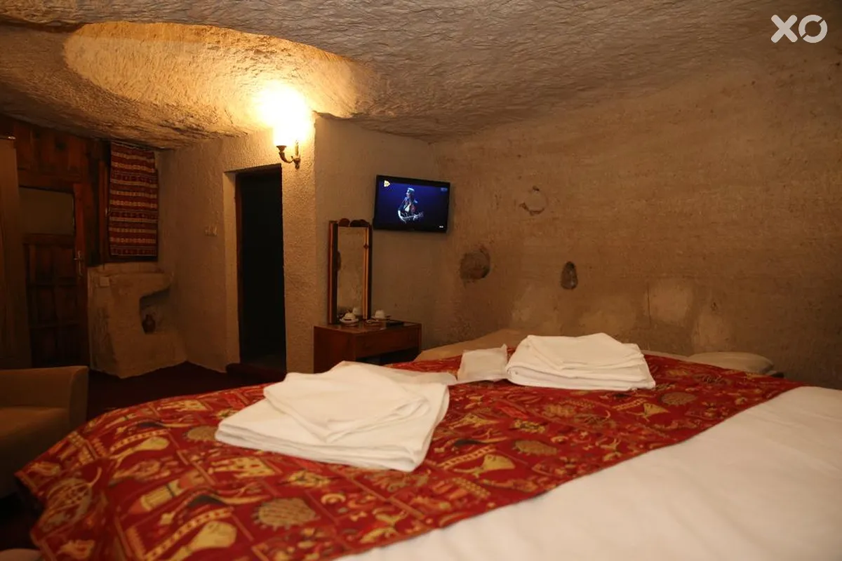 Unicorn Cave Hotel
