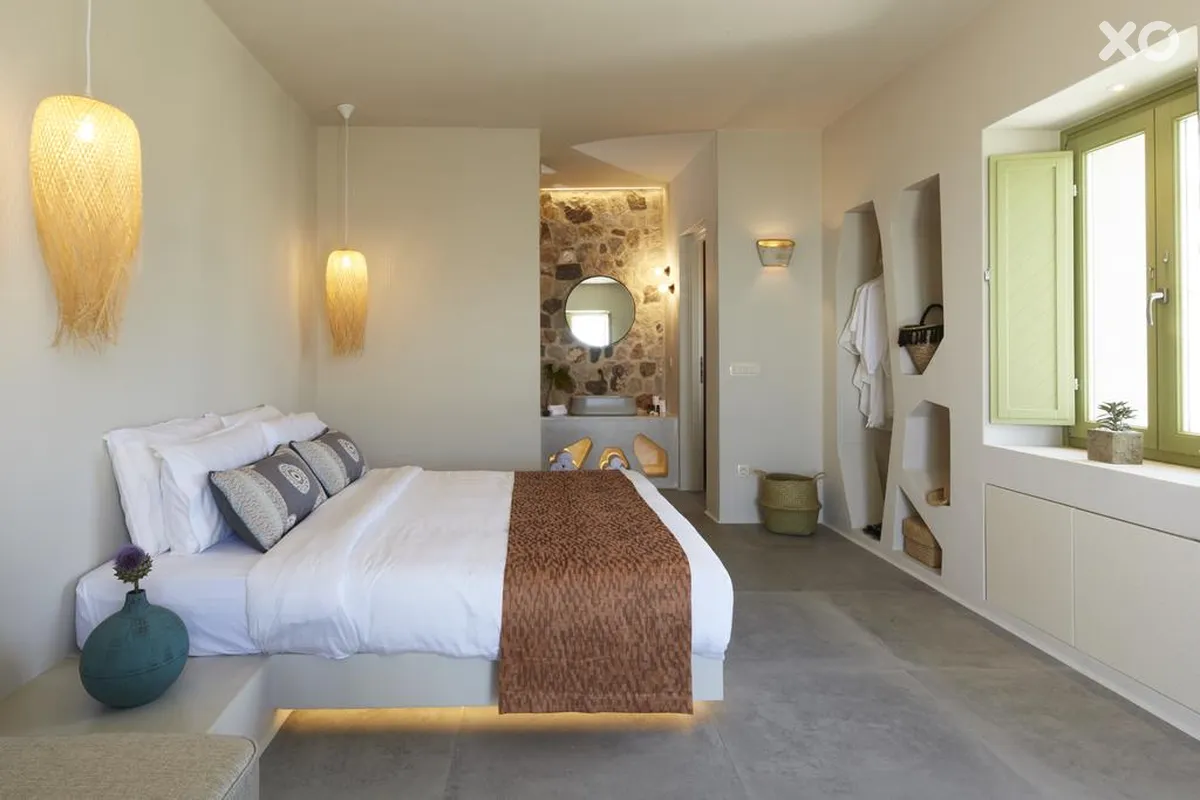 Aeon Suites