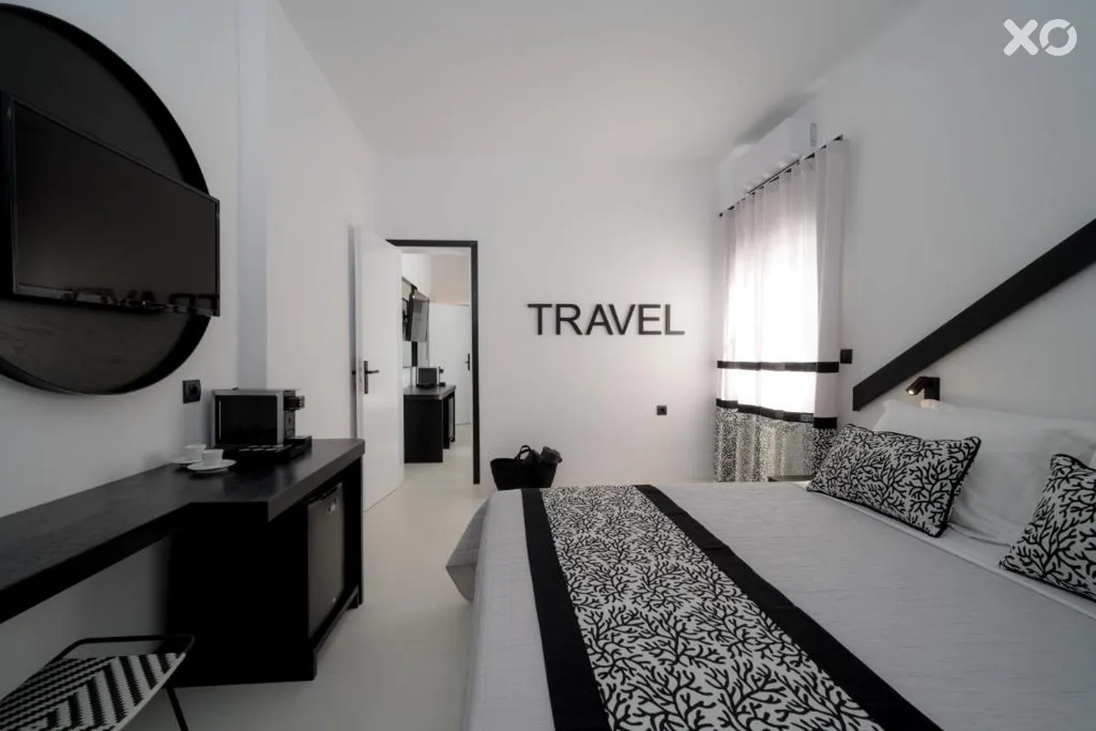 Divelia Hotel