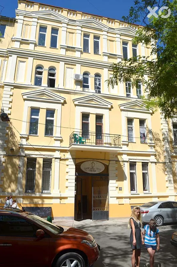 Валіза Хостел