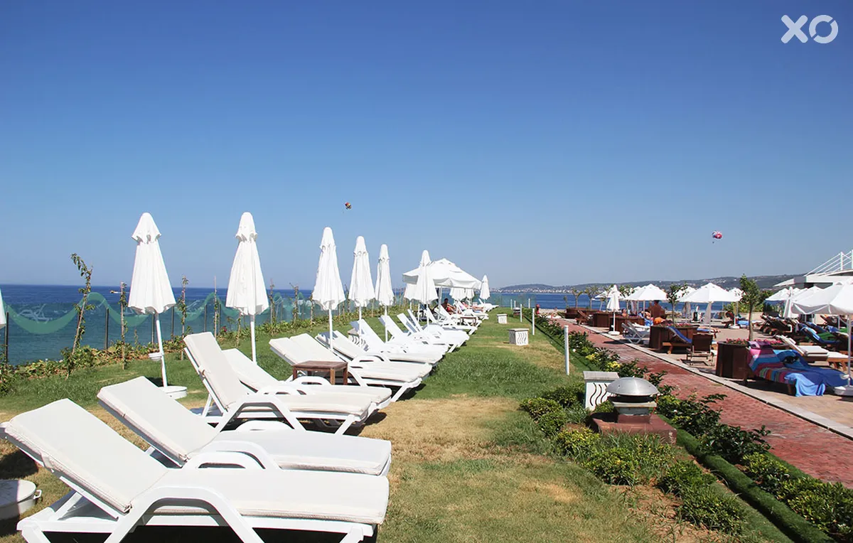 Gold Island Hotel