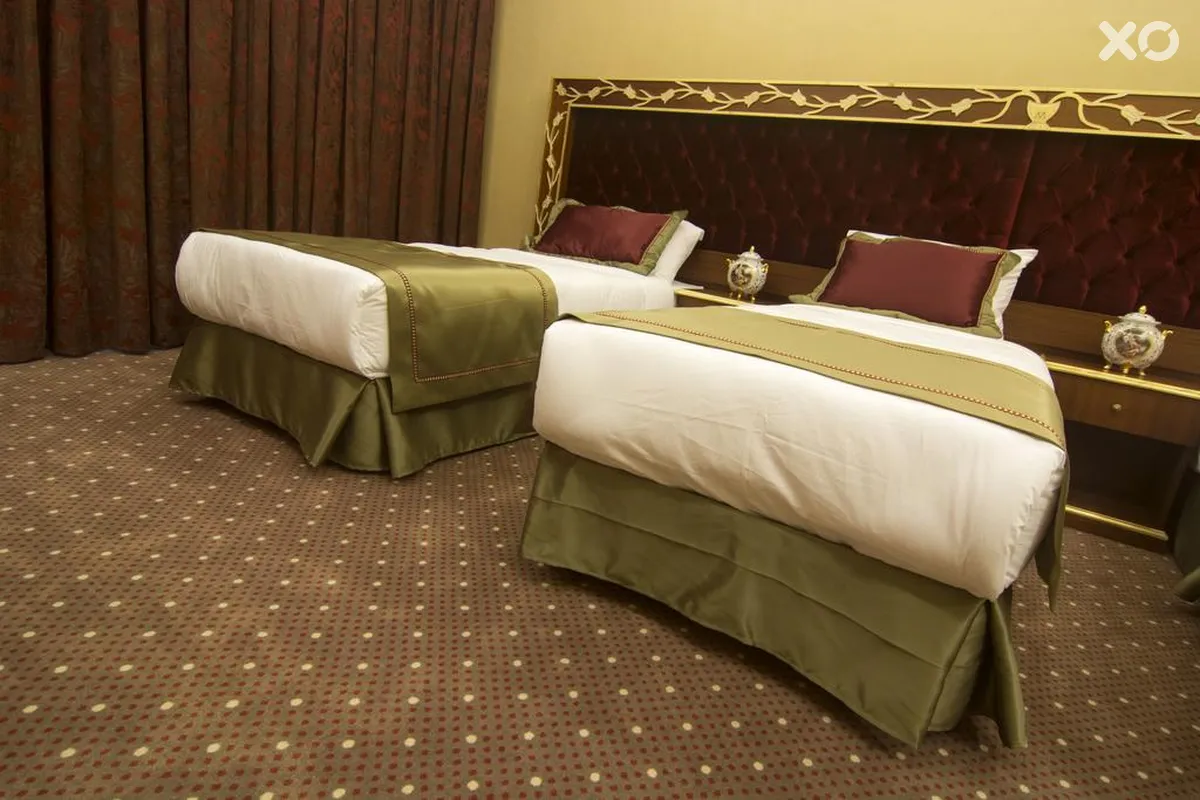 Mb Deluxe Hotel