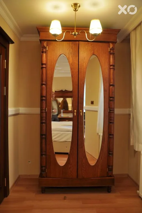 Aruna Hotel