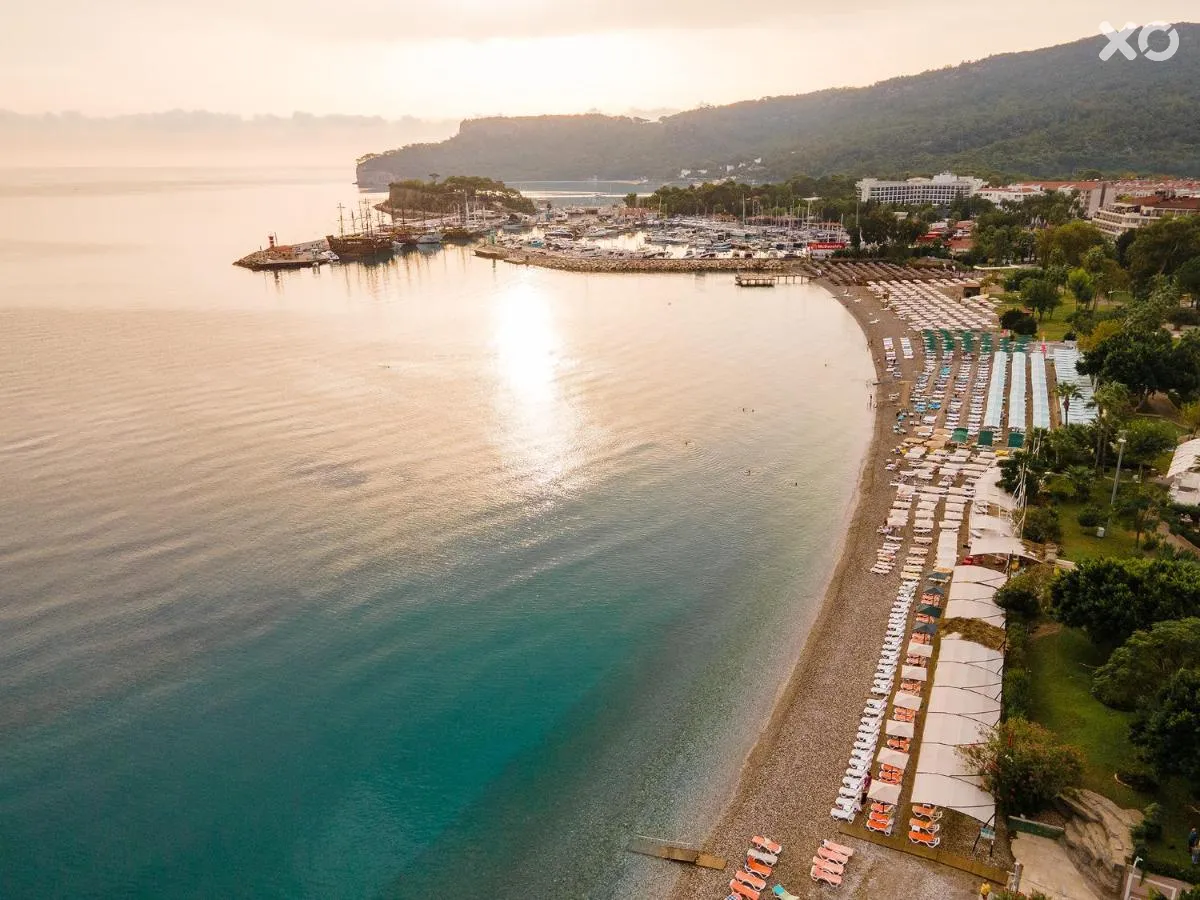 Viking Nona Beach Hotel