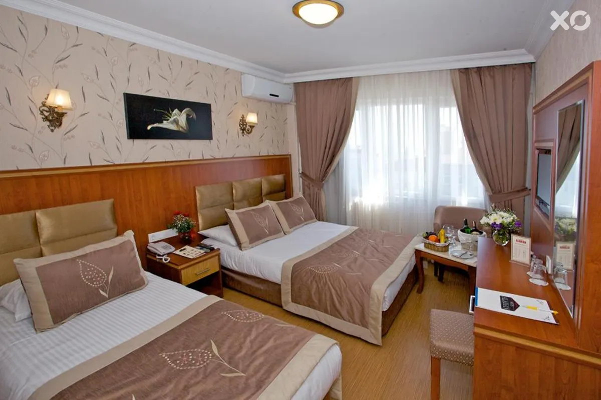 Hermanos Hotel