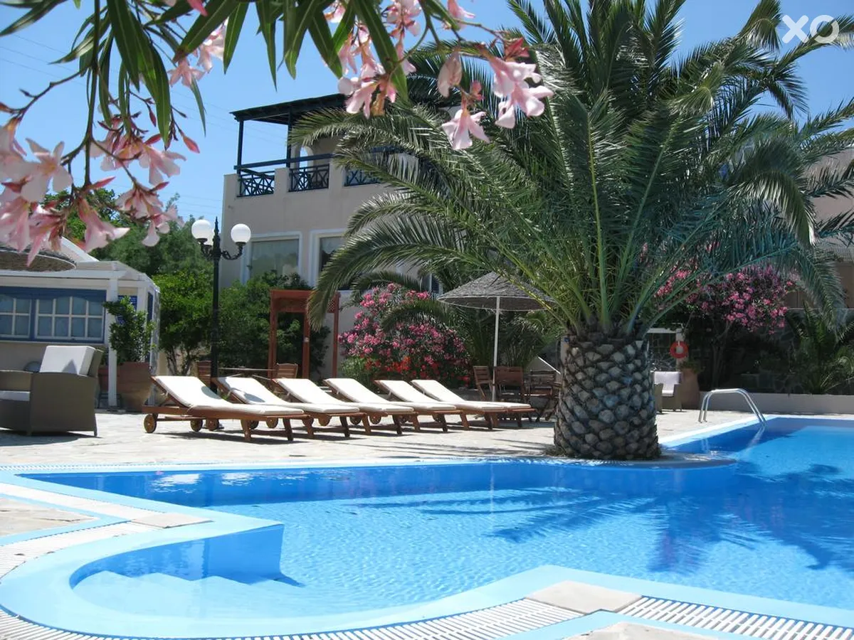 Paradise Resort