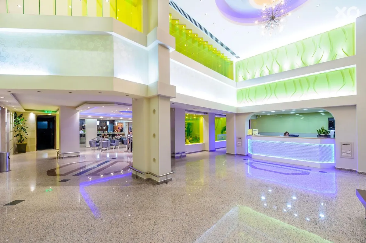 Tasia Maris Beach Hotel