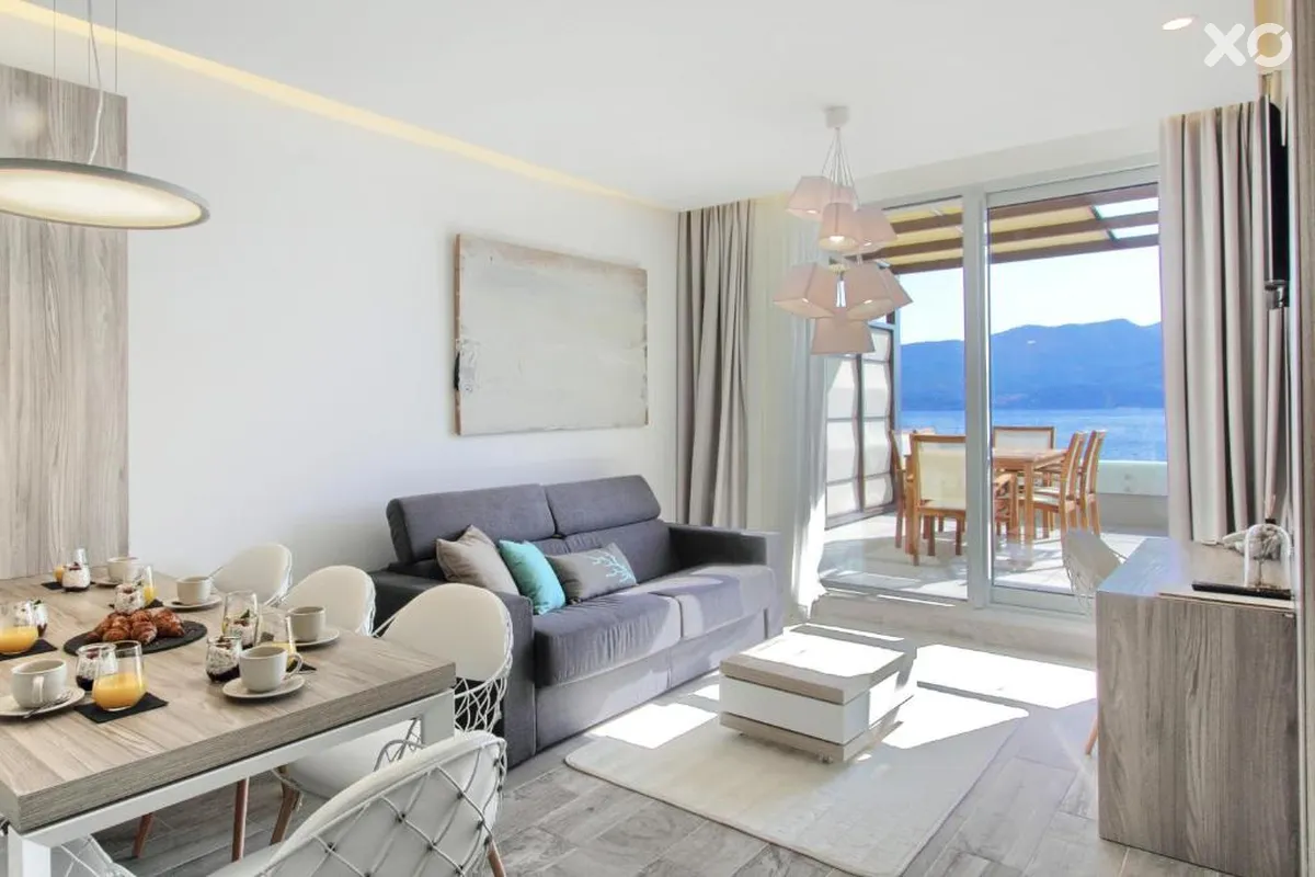 Kalamota Beach House