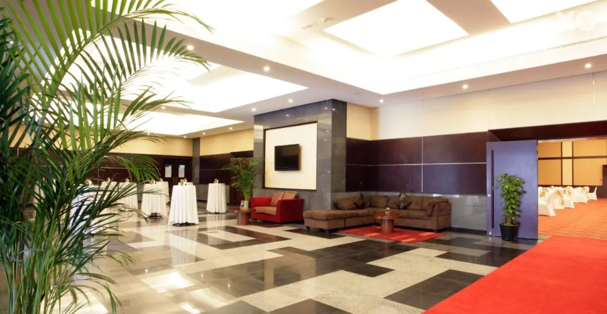 Ramada Hotel & Suites