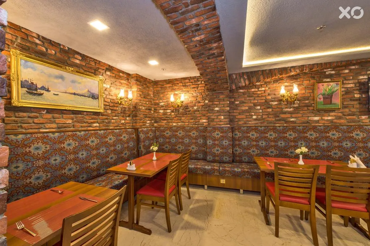 Aprilis Gold Hotel