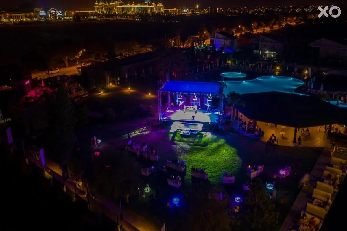 Amon Hotels