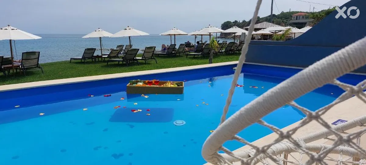 Cavo Orient Beach Hotel