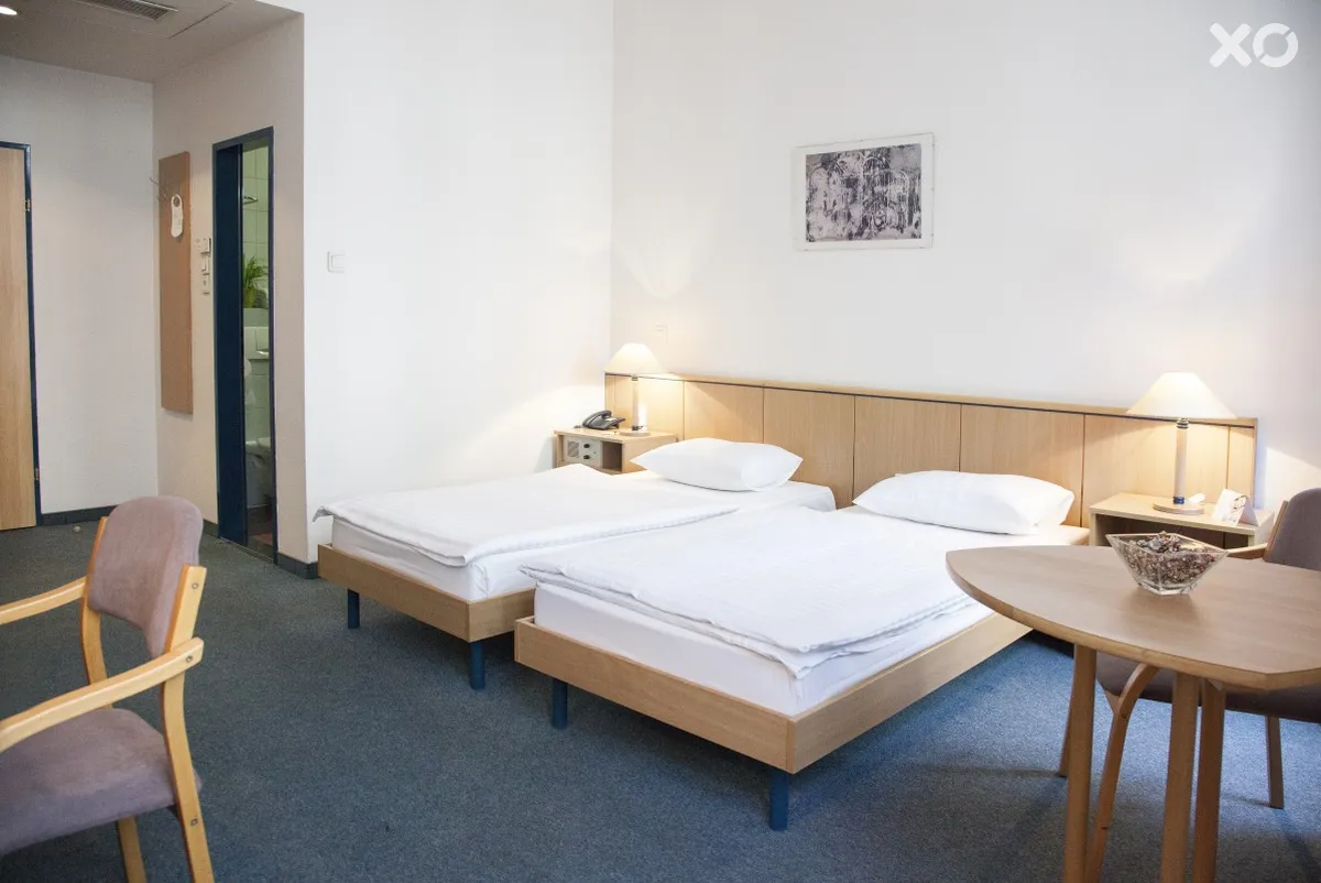 City Hotel Ring