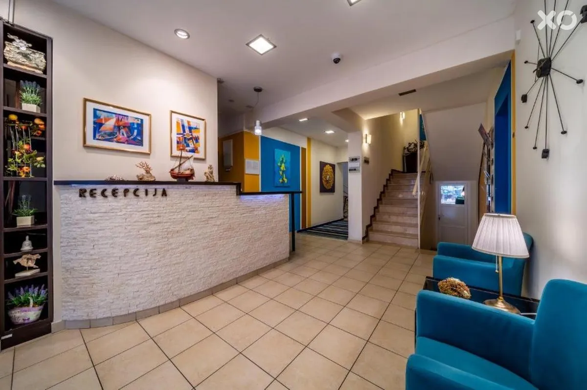 Nikola Hotel