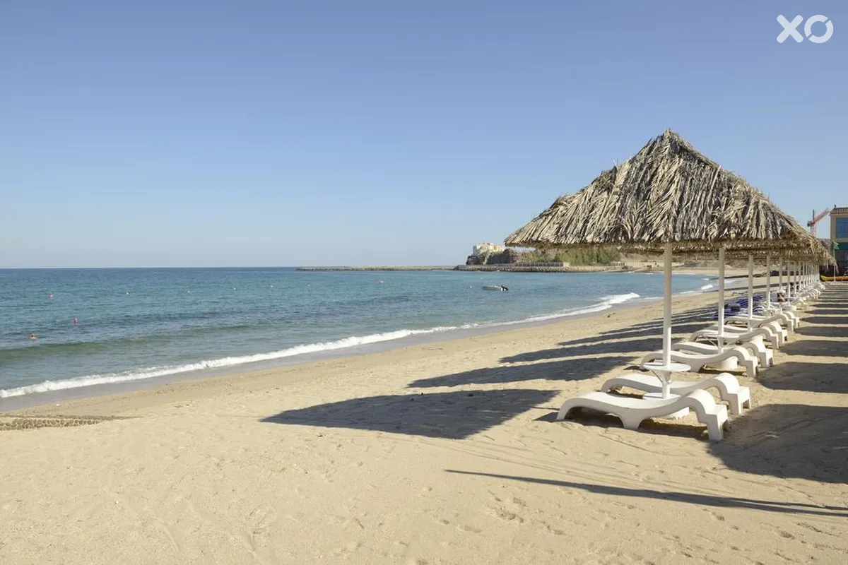 Royal Beach Hotel & Resort
