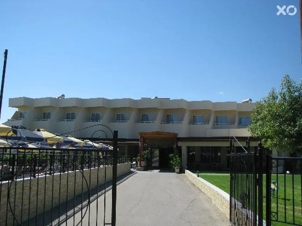 Relax Hotel