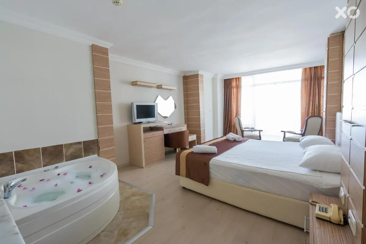 Caprea Hotel
