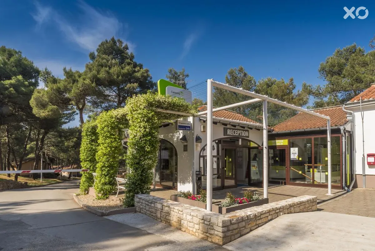 Kanegra Apartments