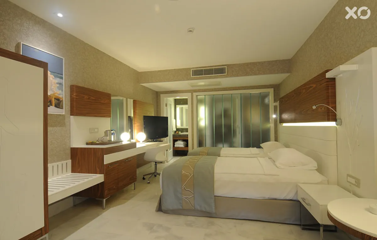 Gold Island Hotel