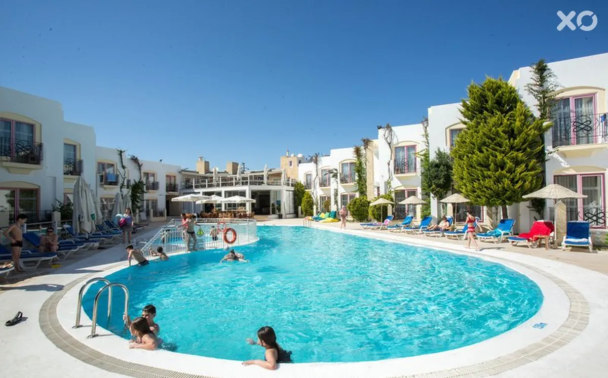 Serpina Hotel