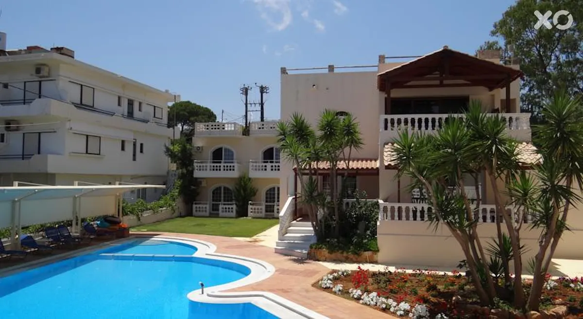 Perla Beach Apartments