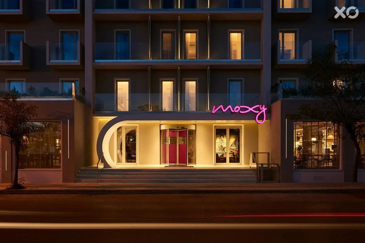 Moxy Patra Marina