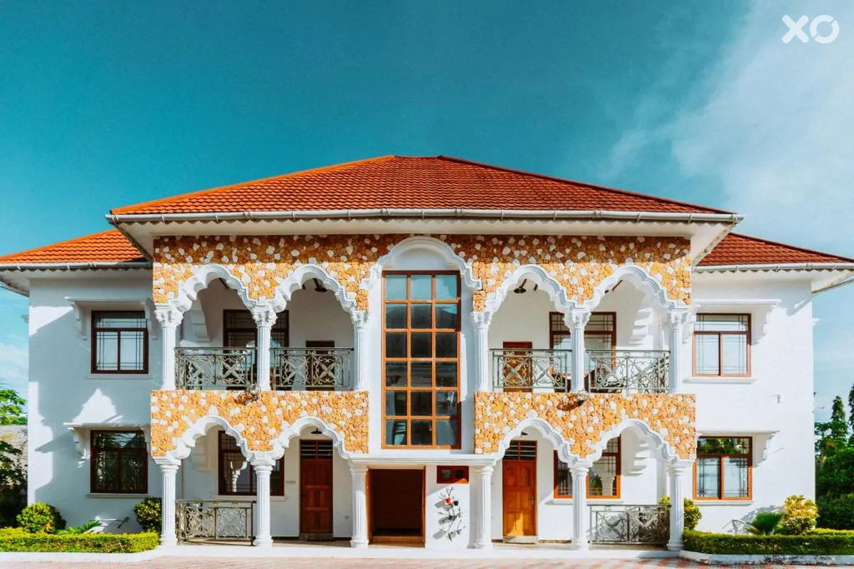 Sunny Palms Beach Bungalows
