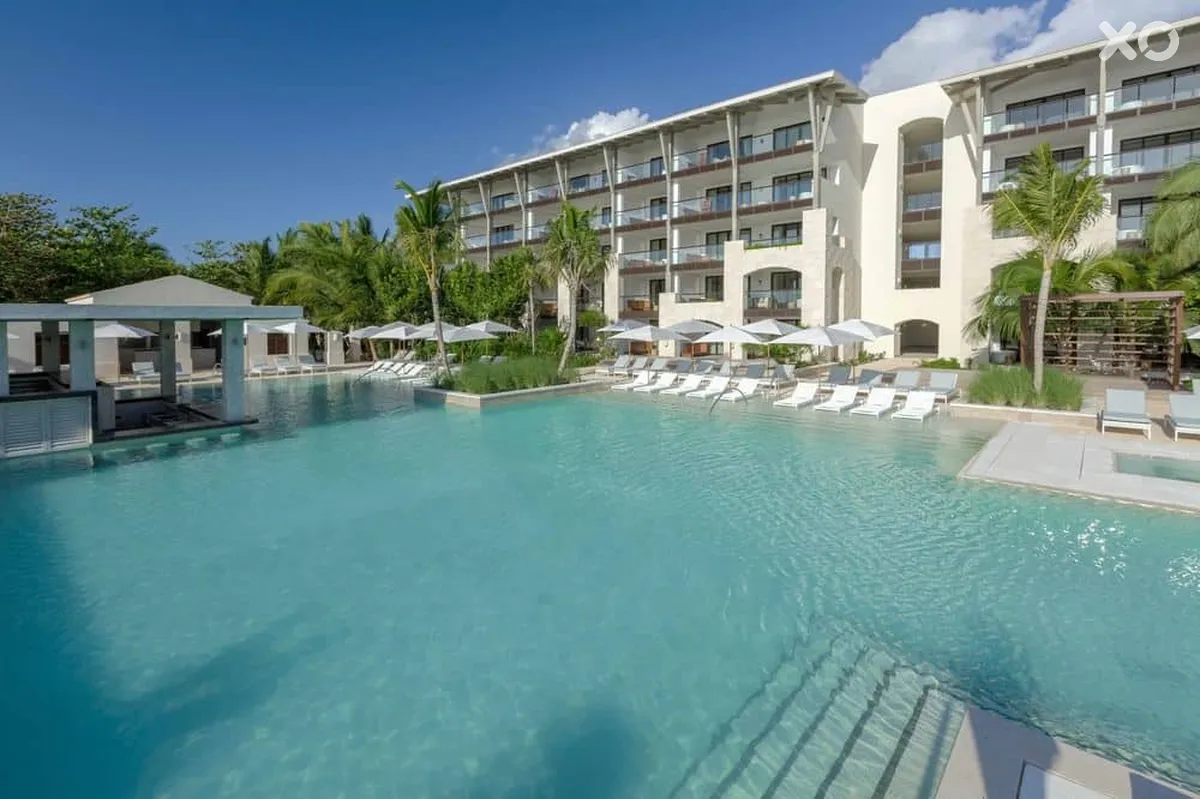 Unico 20°N 87°W Riviera Maya