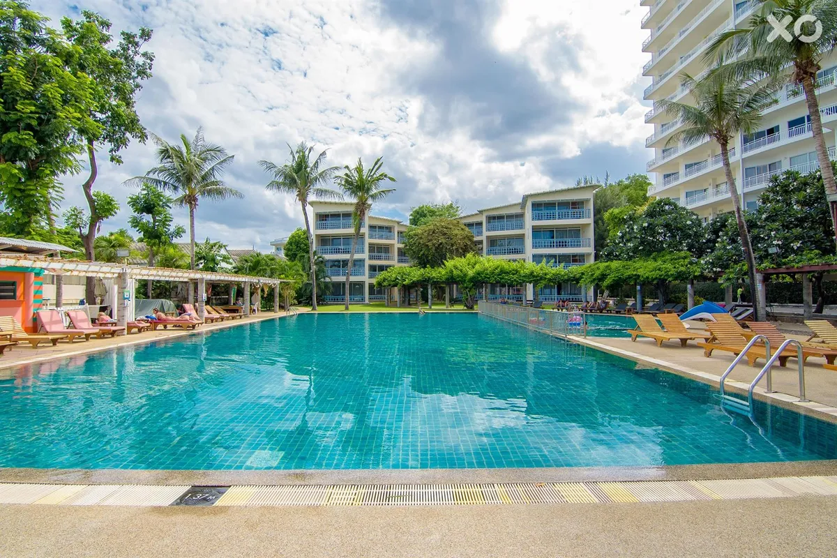 Chom View Hotel