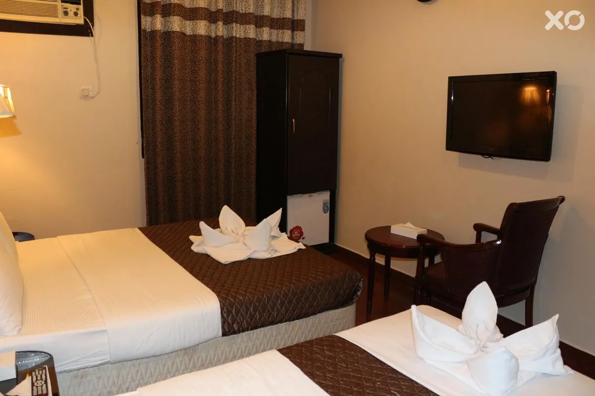 Grand Sina Hotel
