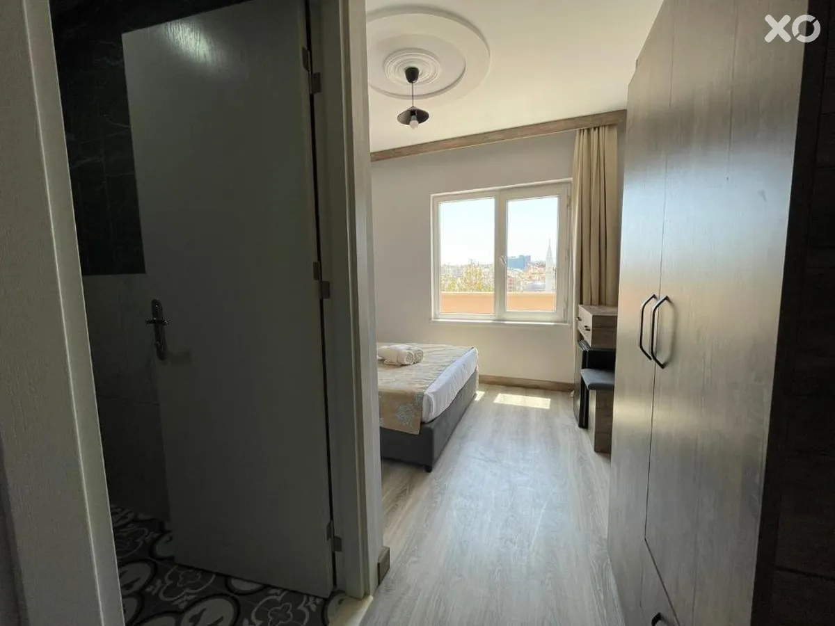 Seven City Hotel