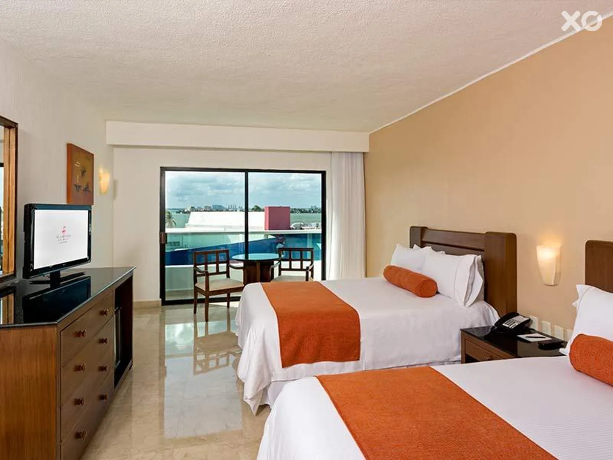 Flamingo Cancun Resort