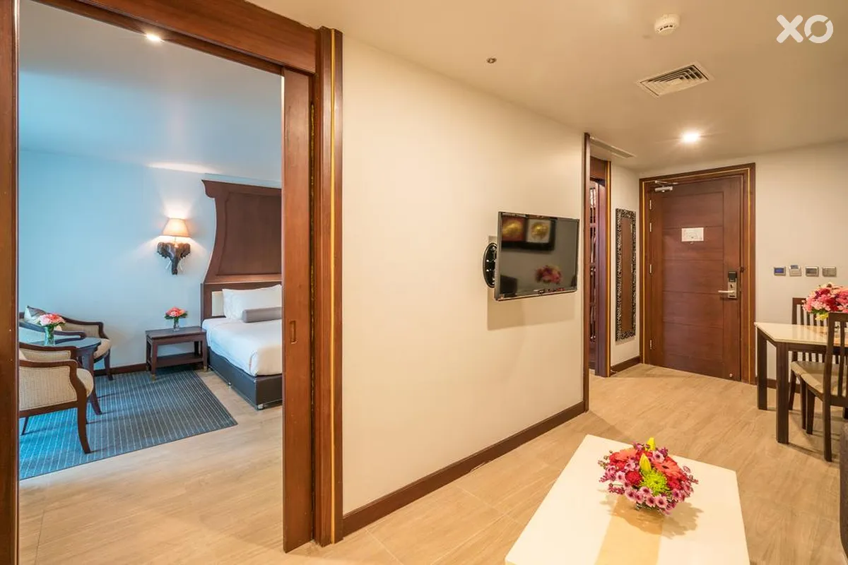 Aiyara Grand Hotel