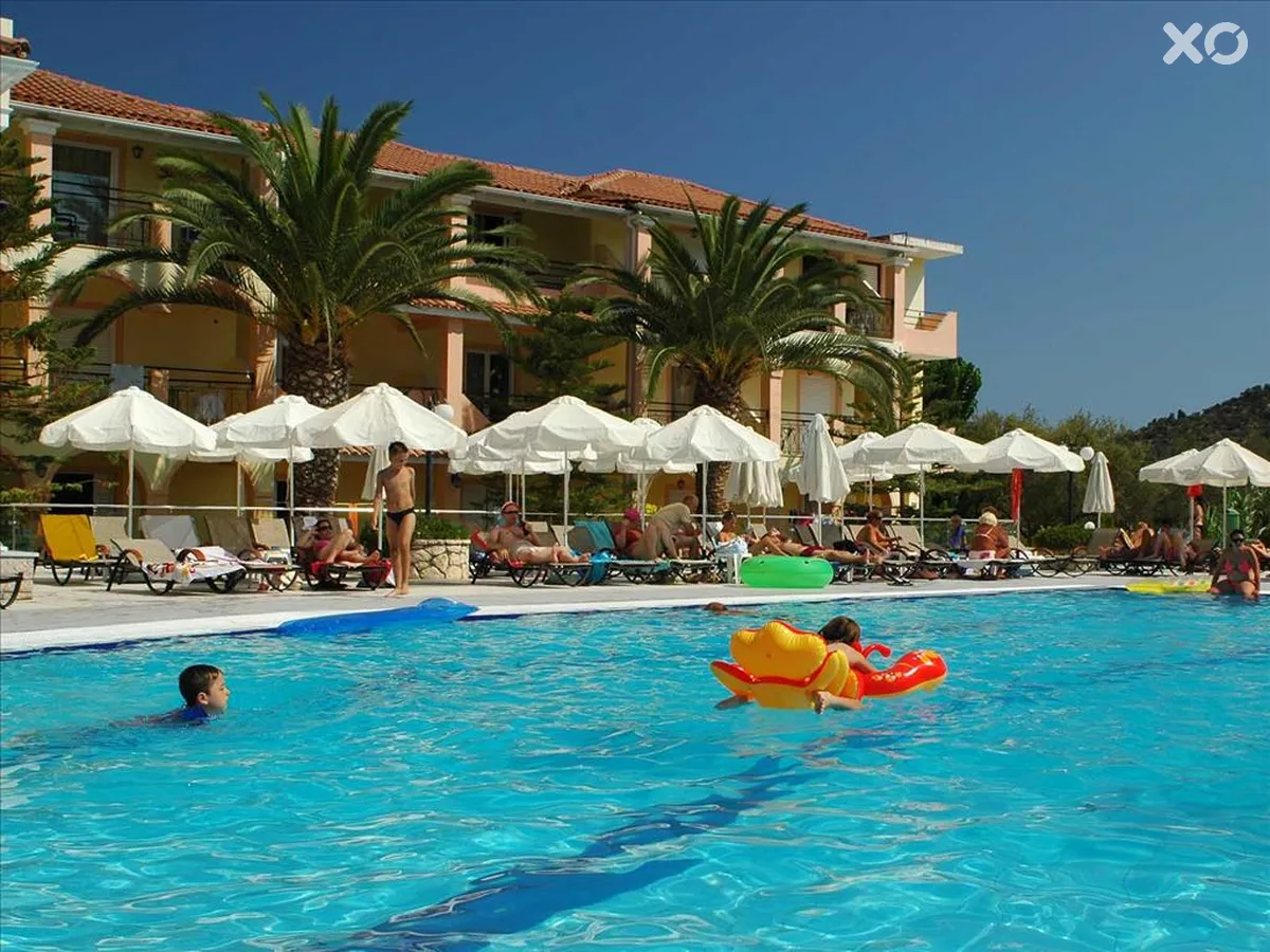 Letsos Hotel