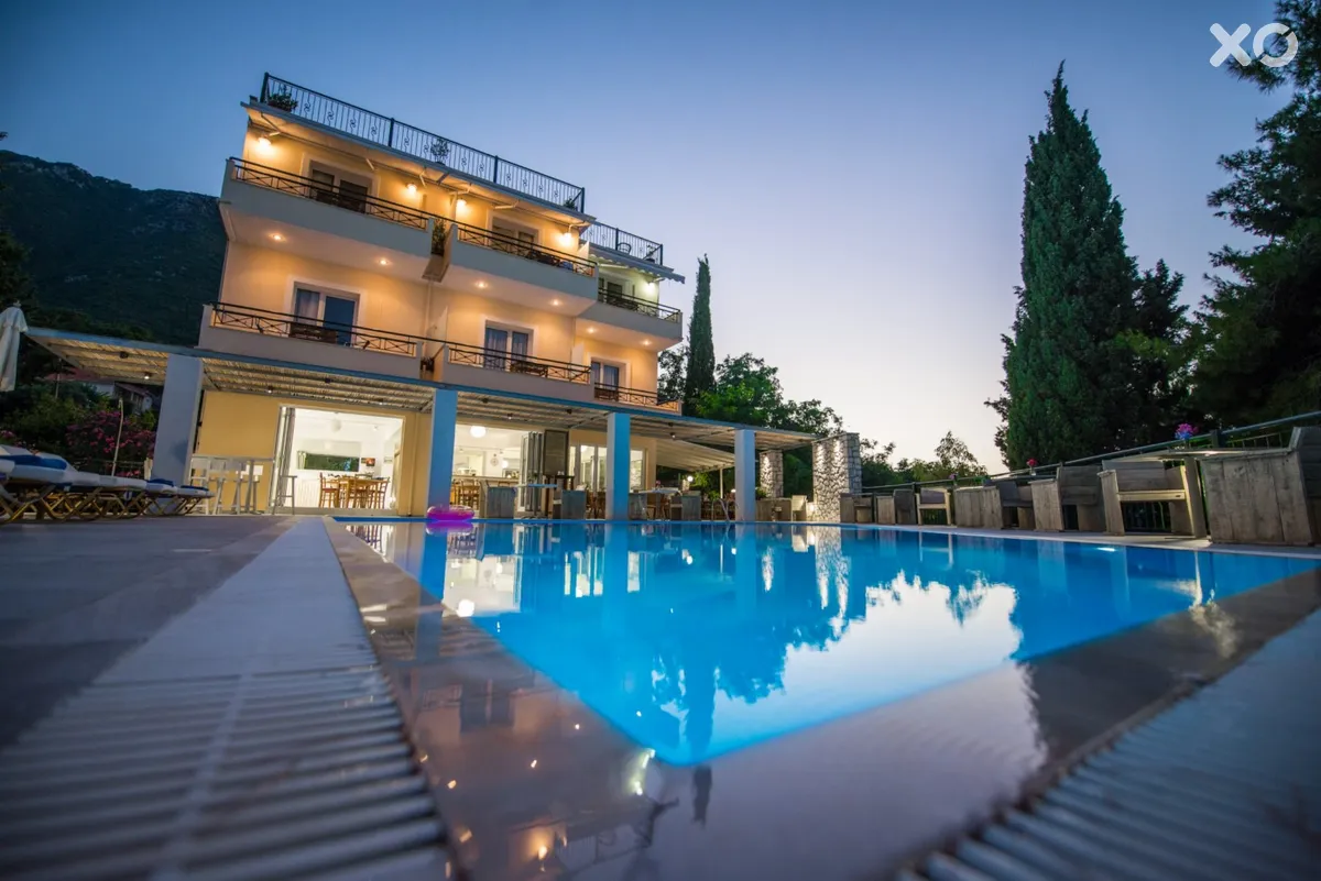 Aliki Hotel
