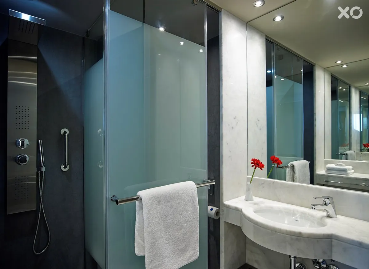 Kyma Suites Beach Hotel