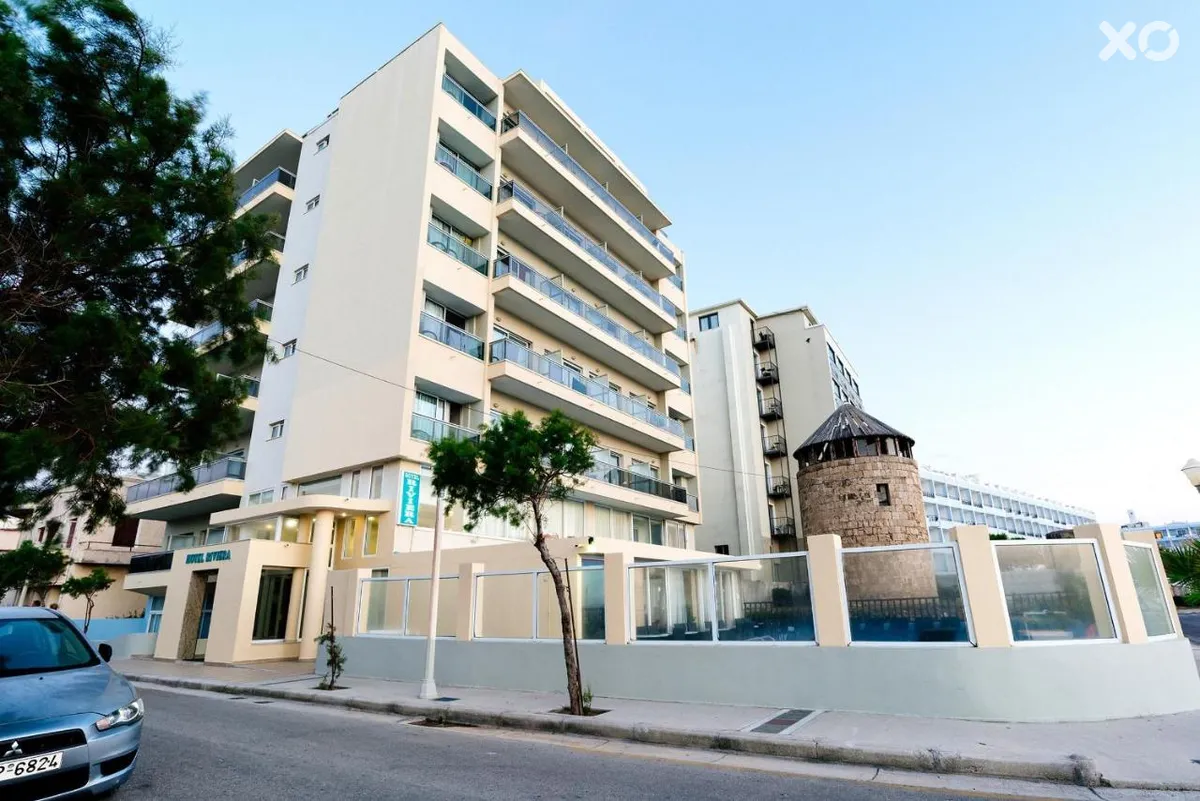 Riviera Hotel