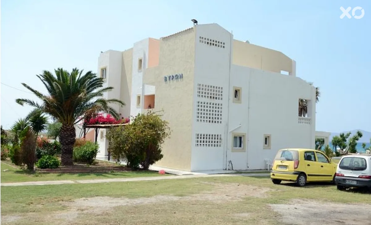Byron Apartments
