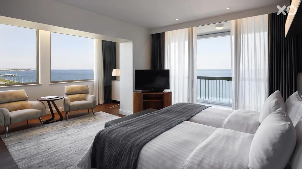 Makedonia Palace